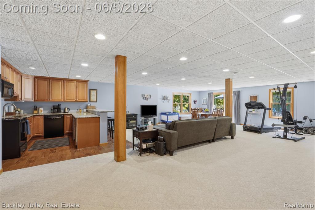 1889 Sharp Sand Circle, Brighton, MI 48114 — Photo 28
