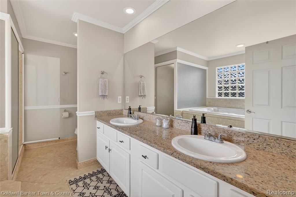 480 NAIRN Circle, Highland, MI — Photo 28