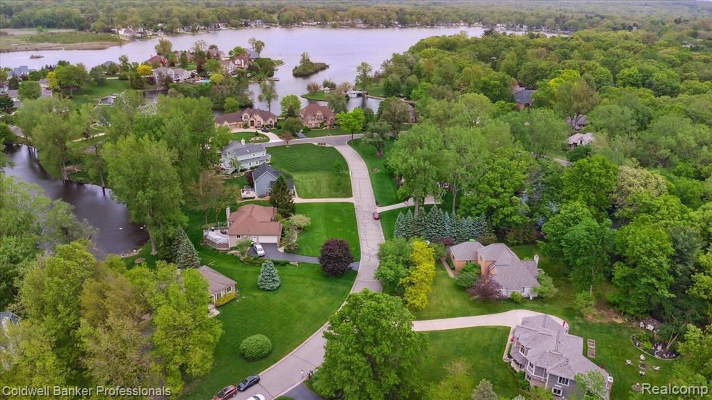 3172 Shadow Brook Lane, Pinckney, MI 48169 — Photo 31