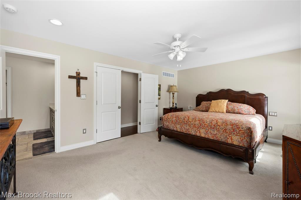 5867 BRAVO COURT, Orchard Lake Village, MI 48324 — Photo 36