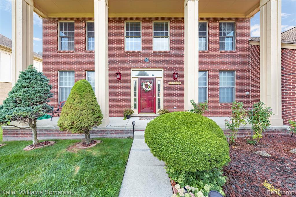 41659 Touchstone Drive, Sterling Heights, MI 48314 — Photo 4