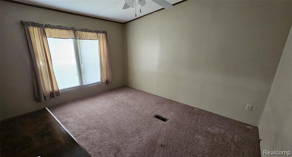 655 Park View, Clio, MI 48420 — Photo 12