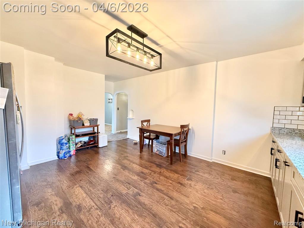 1224 W Bristol Road, Flint, MI 48507 — Photo 12