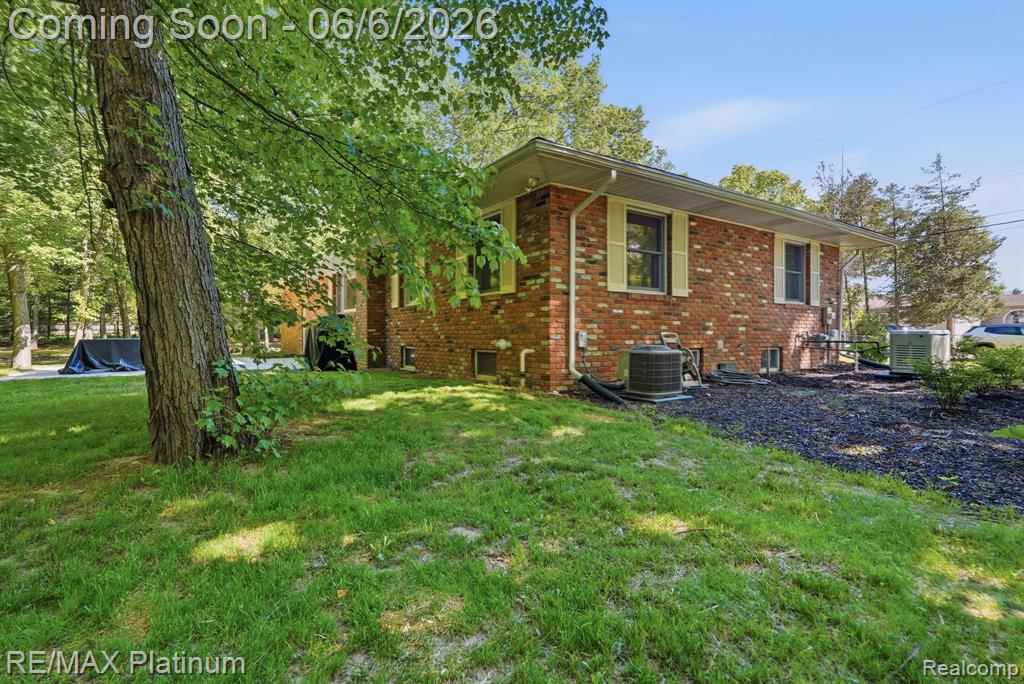 1539 Clark Lake Road, Brighton, MI 48114 — Photo 18