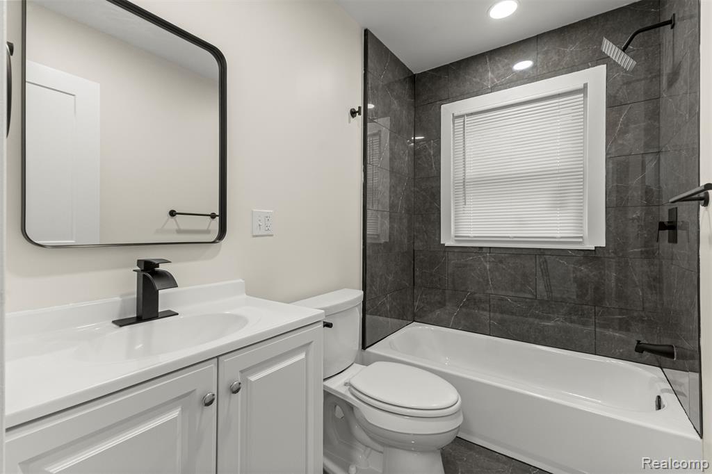 836 Garden Street, Garden City, MI — Photo 29