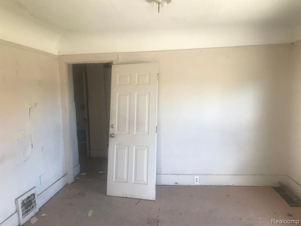 5200 MAPLEWOOD Street, Detroit, MI 48204 — Photo 28