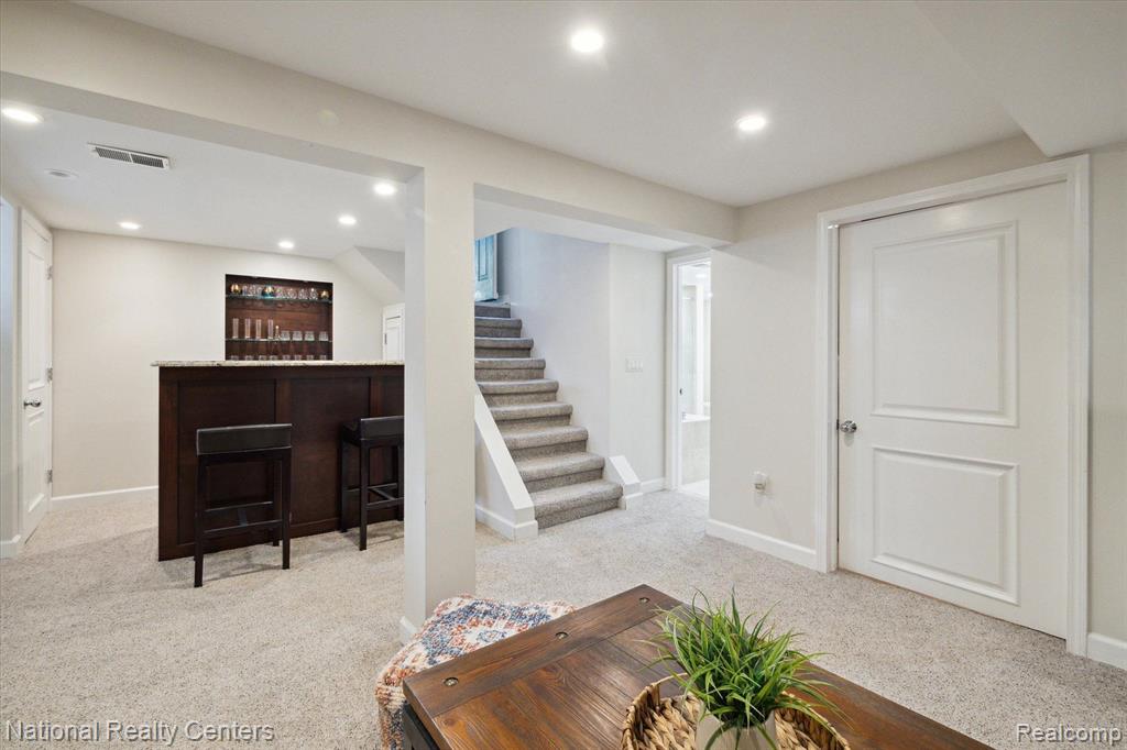 913 ORCHARD GROVE Drive, Royal Oak, MI 48067 — Photo 31
