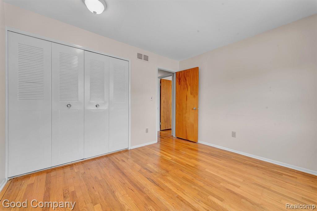 29628 Hoover Road, Warren, MI 48093 — Photo 17