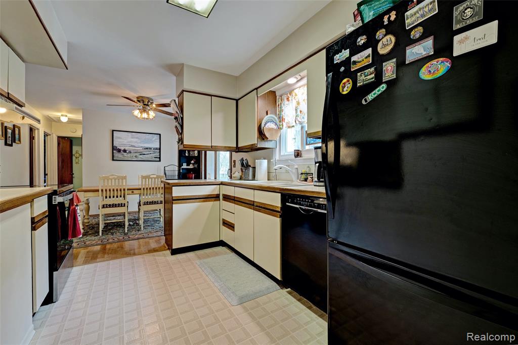 6437 Oriole Drive, Flint, MI 48506 — Photo 15
