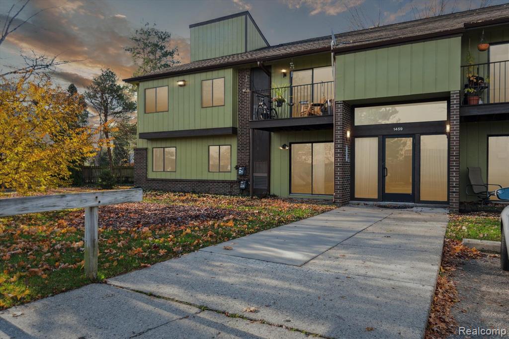 1459 E CHATEAU VERT Street, D, Ypsilanti, MI 48197 — front exterior