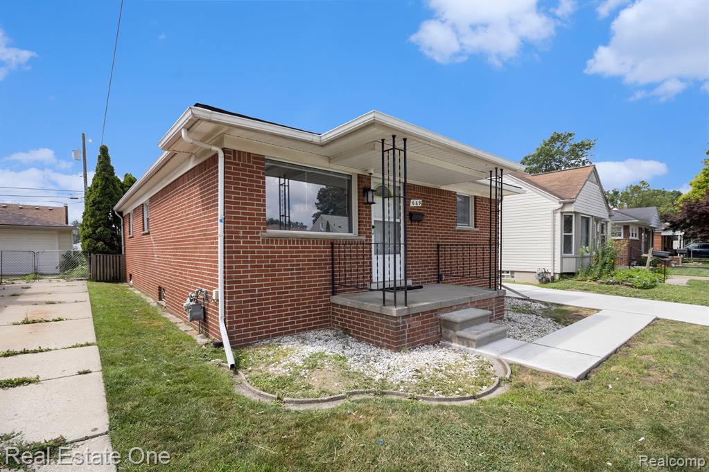 669 Highland Avenue, Lincoln Park, MI 48146 — Photo 2