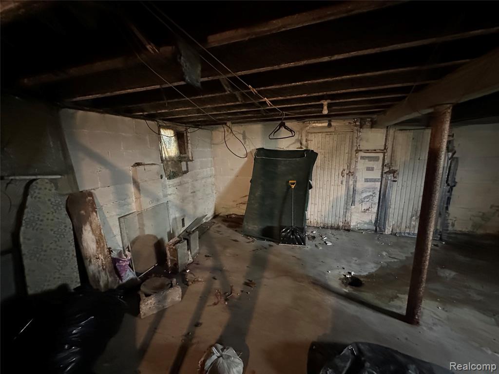 5042 Pennsylvania Street, Detroit, MI 48213 — Photo 57