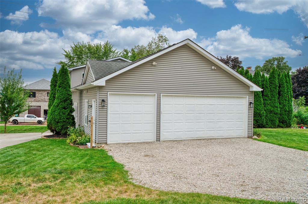 11728 Kenton Drive, Whitmore Lake, MI 48189 — Photo 50
