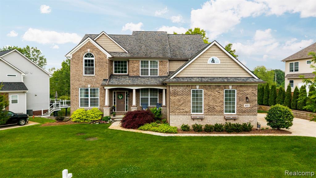 613 Olivia Drive, Milford, MI 48381 — front exterior
