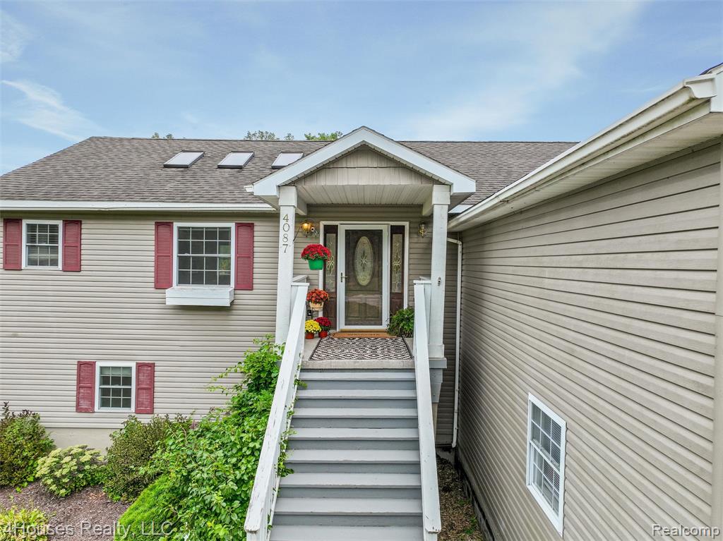 4087 Silver Valley Drive, Lake Orion, MI — Photo 4