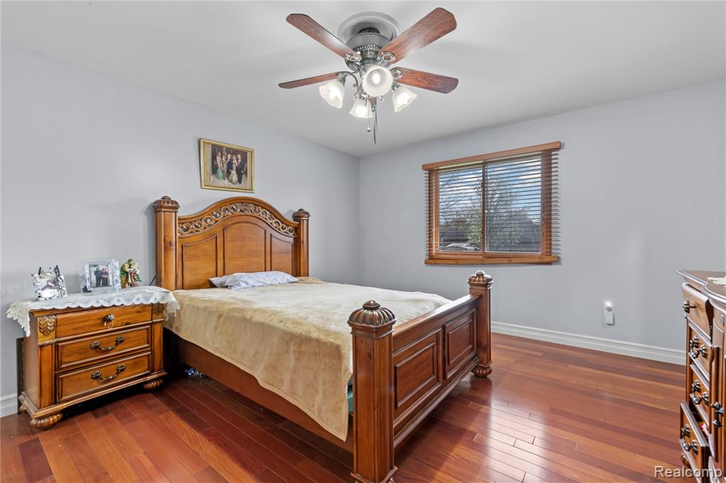 46902 Amberwood Drive, Shelby Twp, MI 48317 — Photo 14