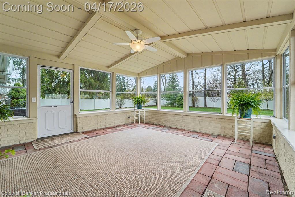 717 Sandstone Drive, Rochester Hills, MI 48309 — Photo 33
