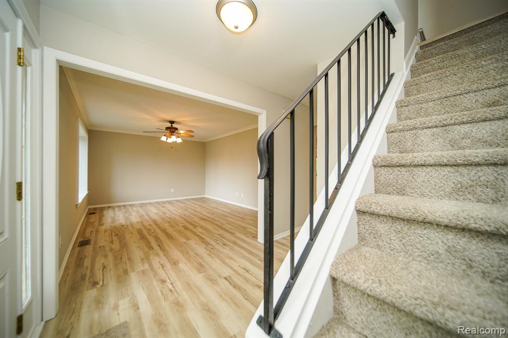 51784 Julies Drive, Clinton Twp, MI 48047 — Photo 38