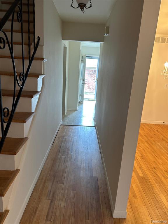 409 Fox Hills Drive N, Bloomfield Hills, MI 48304 — Photo 3