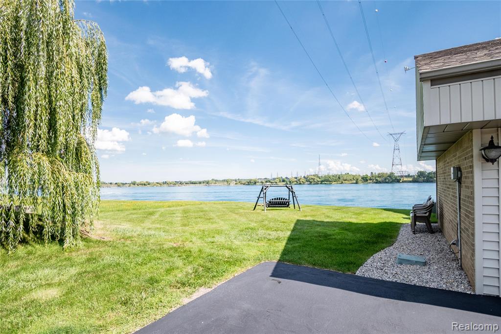 3995 River Road, East China, MI — Photo 40