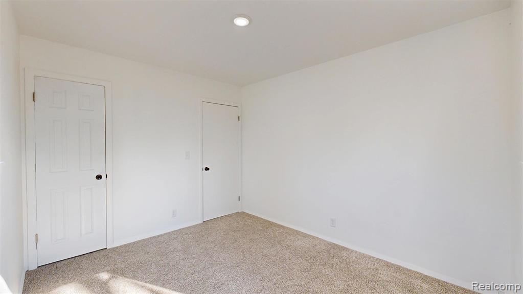 904 Oakview Drive, Saginaw, MI 48604 — Photo 20