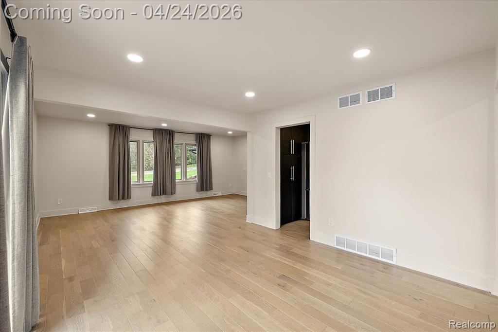 4389 Charing Way, Bloomfield Hills, MI 48304 — Photo 10