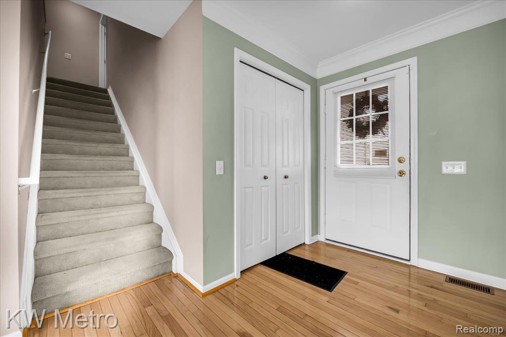 7696 Henley Drive, Ypsilanti, MI 48197 — Photo 4