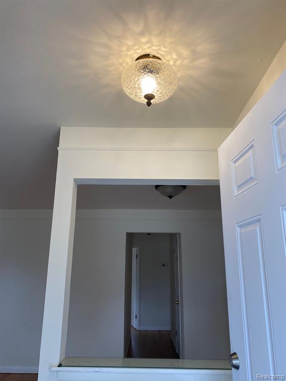 753 DETROIT Avenue N, Lincoln Park, MI 48146 — Photo 3