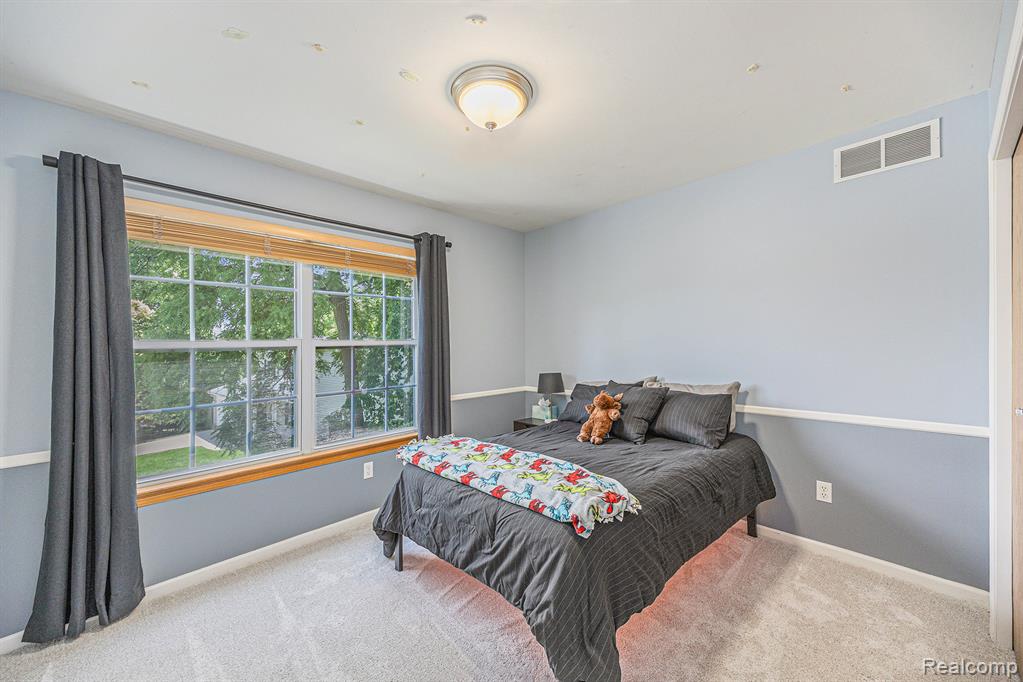 1827 N Franklin Court, Ann Arbor, MI 48103 — Photo 17