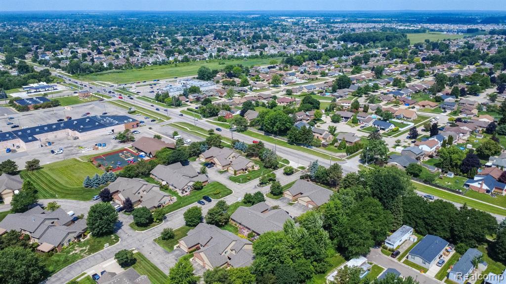 46910 Country Lane, 12, Macomb, MI 48044 — Photo 21