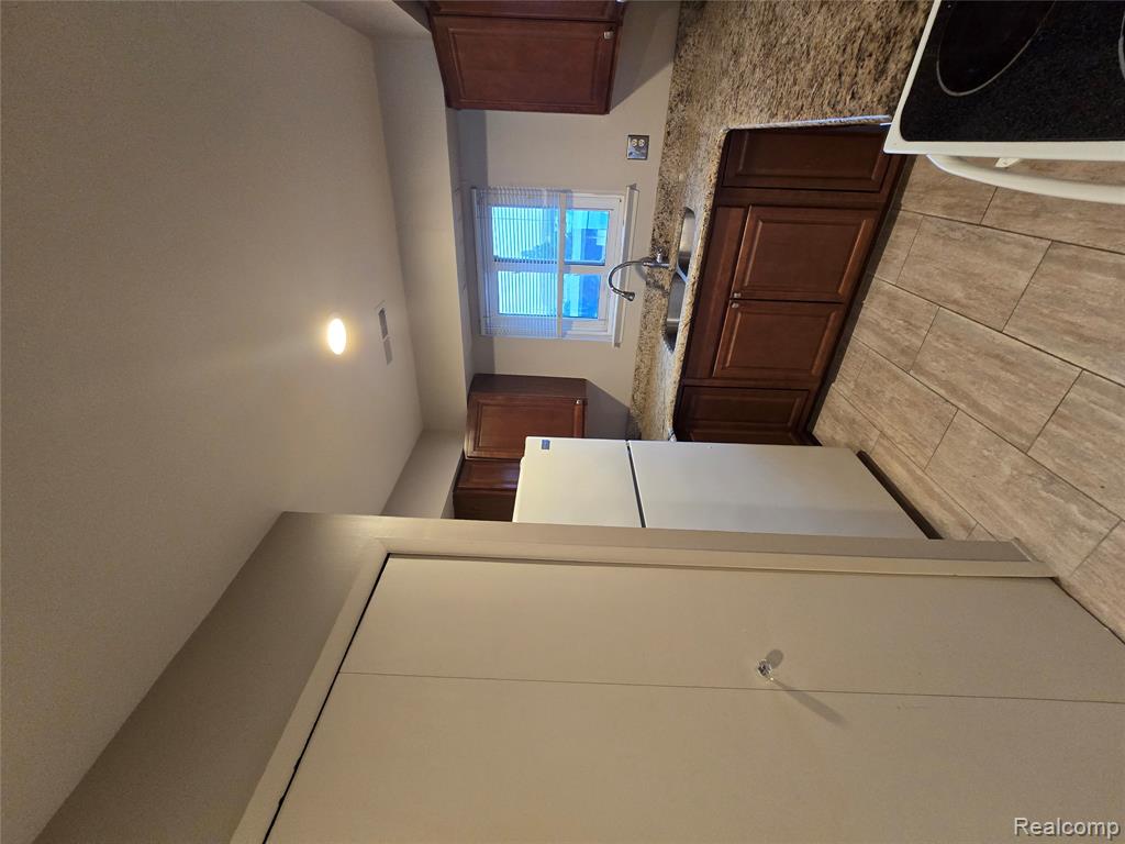 1932 Klingensmith Road, 56 B, Bloomfield Hills, MI 48302 — Photo 19