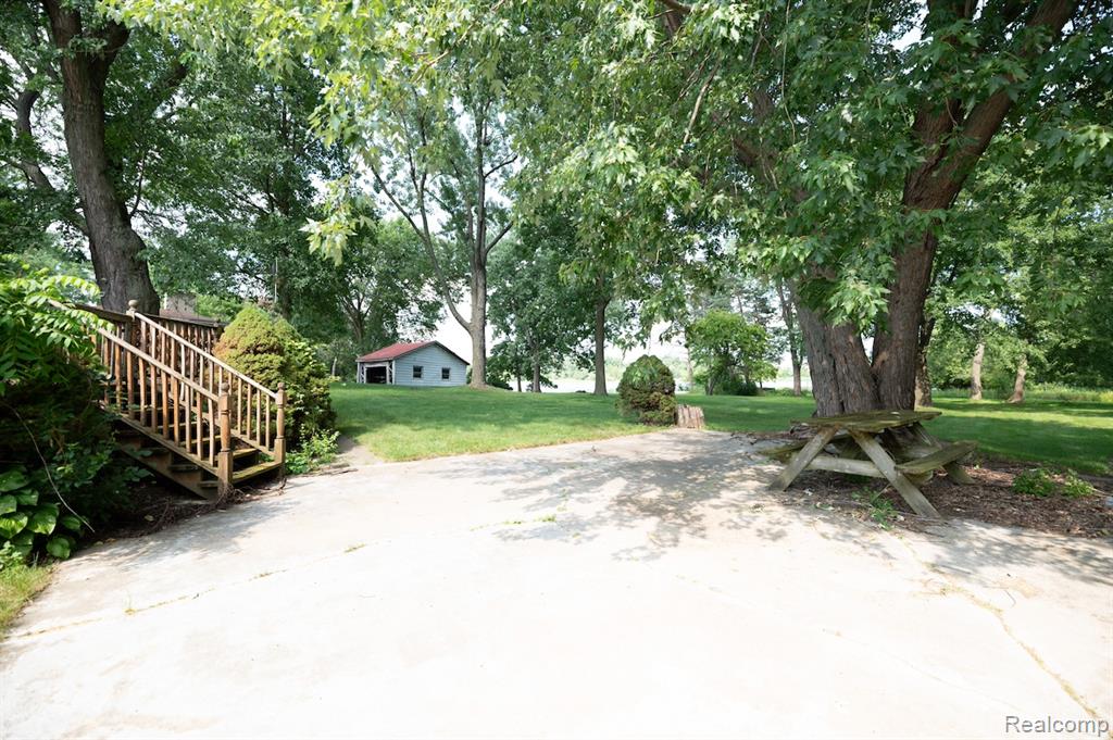 880 Bay Street, Pontiac, MI 48342 — Photo 12
