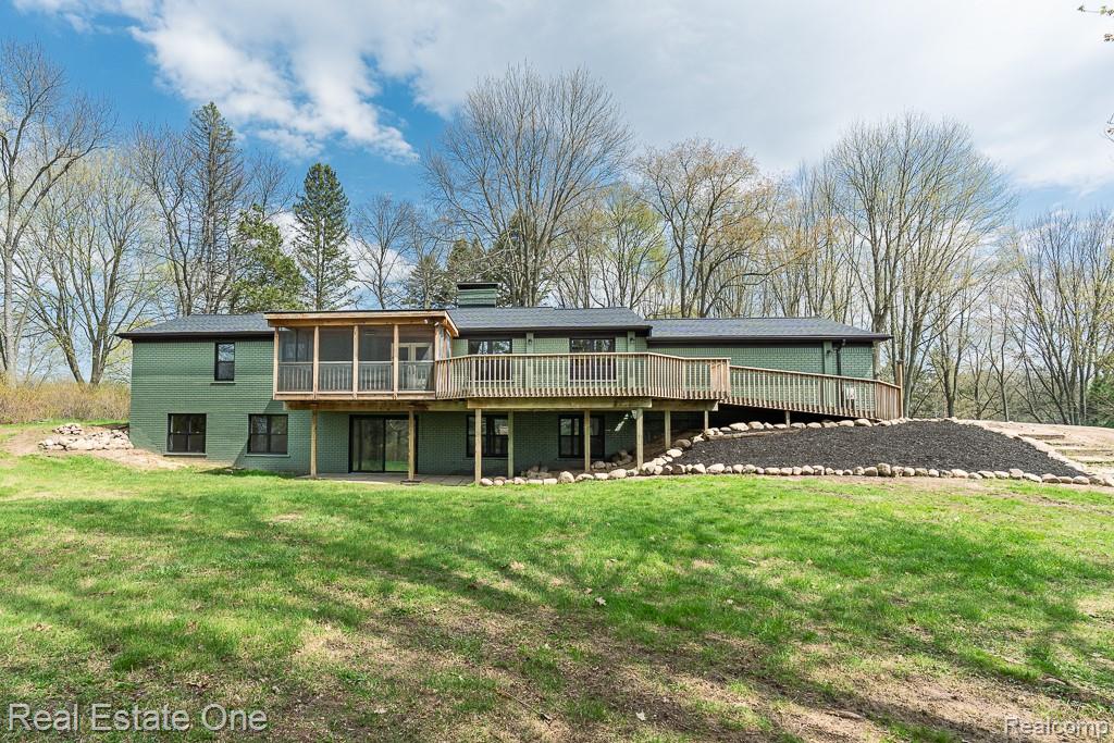 3210 Lake George Road, Oakland, MI — Photo 22