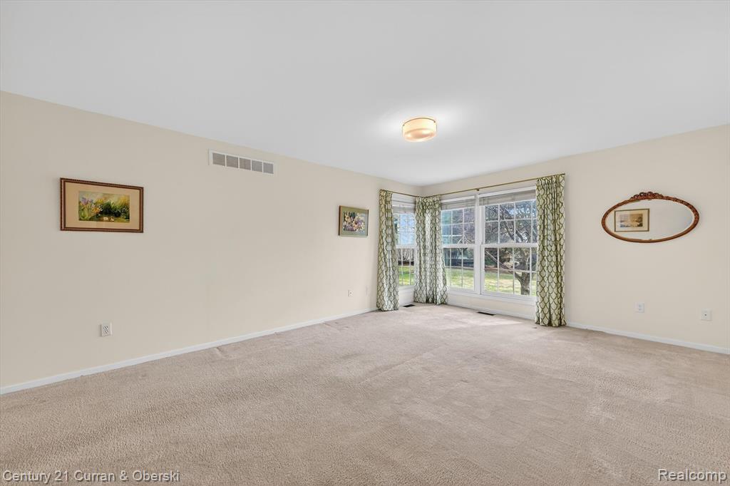 7307 Danbury Drive, West Bloomfield, MI — Photo 26