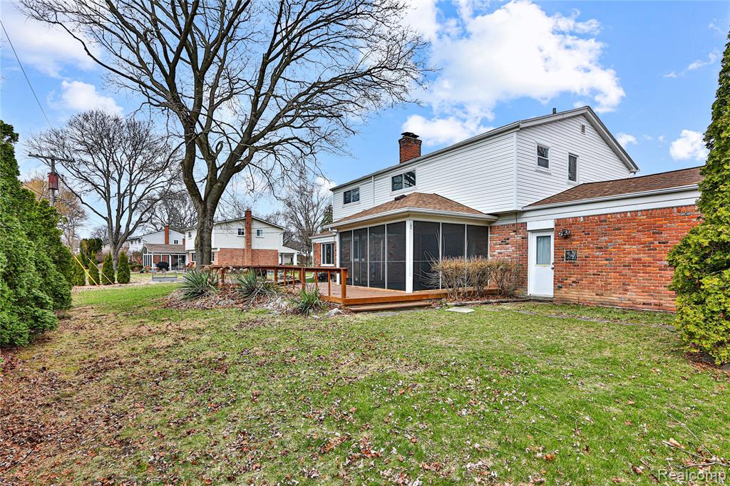 32319 Nottingwood Street, Farmington, MI 48334 — Photo 27