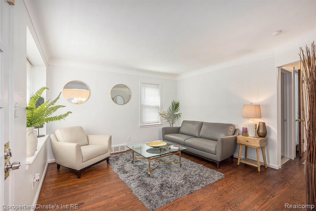 19711 Damman Street, Harper Woods, MI 48225 — Photo 5