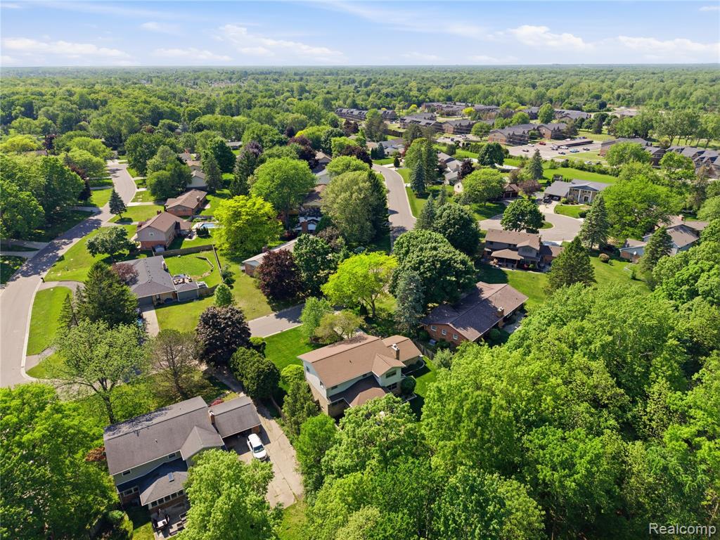 6211 Kings Scepter Road, Grand Blanc, MI 48439 — Photo 69