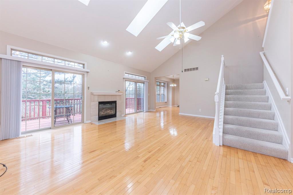 7246 Gateway Drive, West Bloomfield, MI — Photo 18