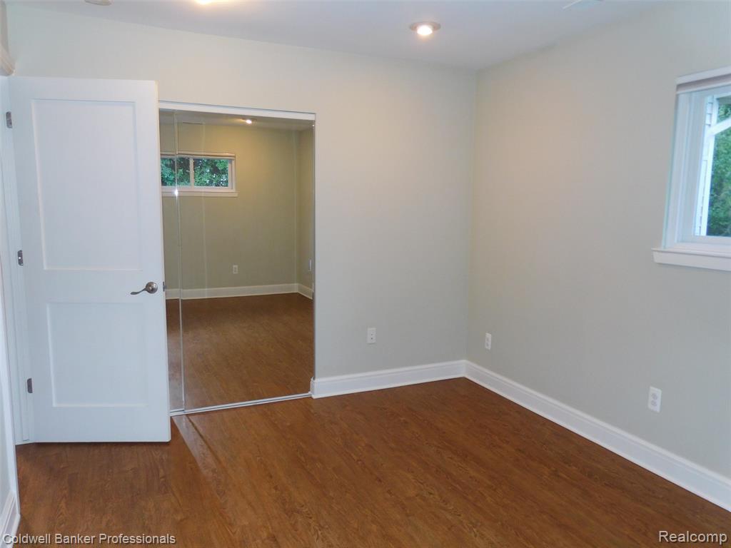 6448 Tutbury, Troy, MI 48098 — Photo 33