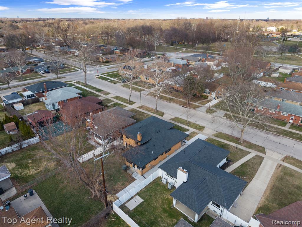 23701 Marlow Street, Oak Park, MI 48237 — Photo 42