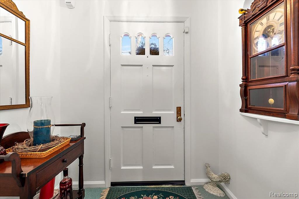 34915 Chestnut Street, Wayne, MI, 48184