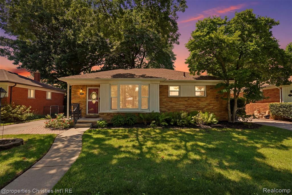 9001 Perrin Street, Livonia, MI 48150 — front exterior