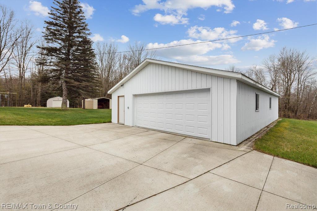 541 W STOCKWELL Road, Harrison, MI 48625 — Photo 4