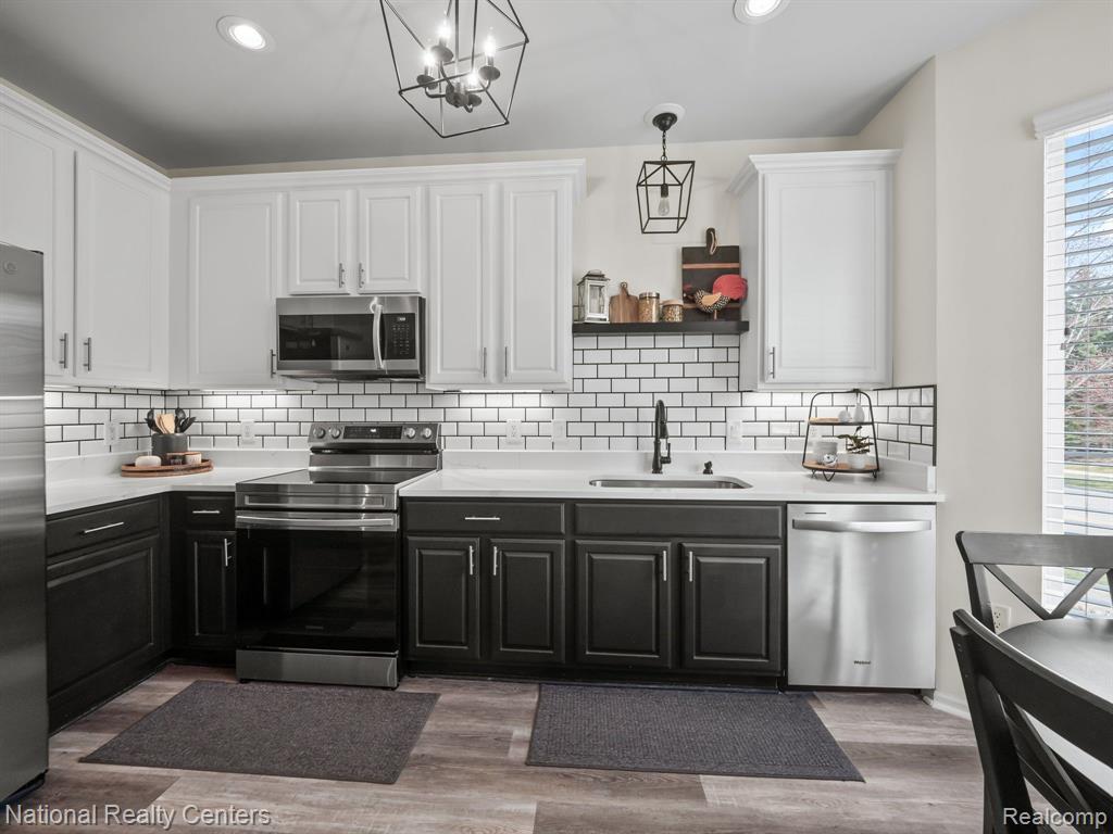 41698 Brownstone Drive, Novi, MI 48377 — Photo 10