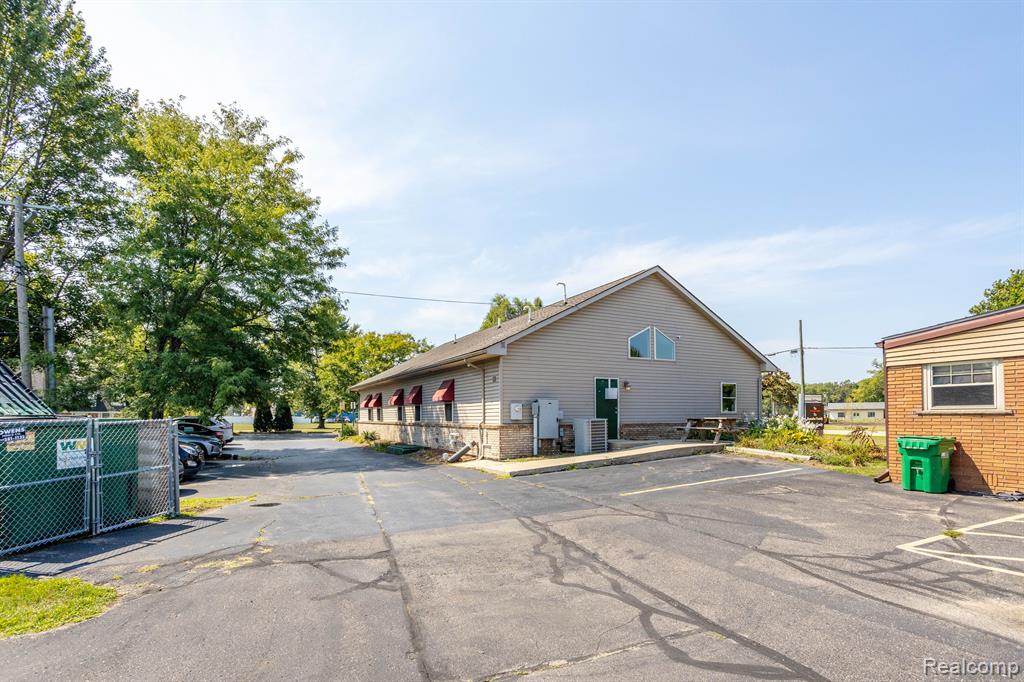 37235 GODDARD Road, Romulus, MI 48174 — Photo 41