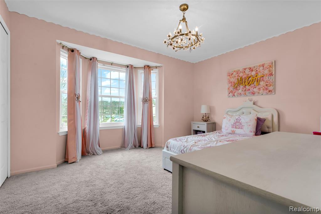 648 Lansdowne Drive, Westland, MI — Photo 19