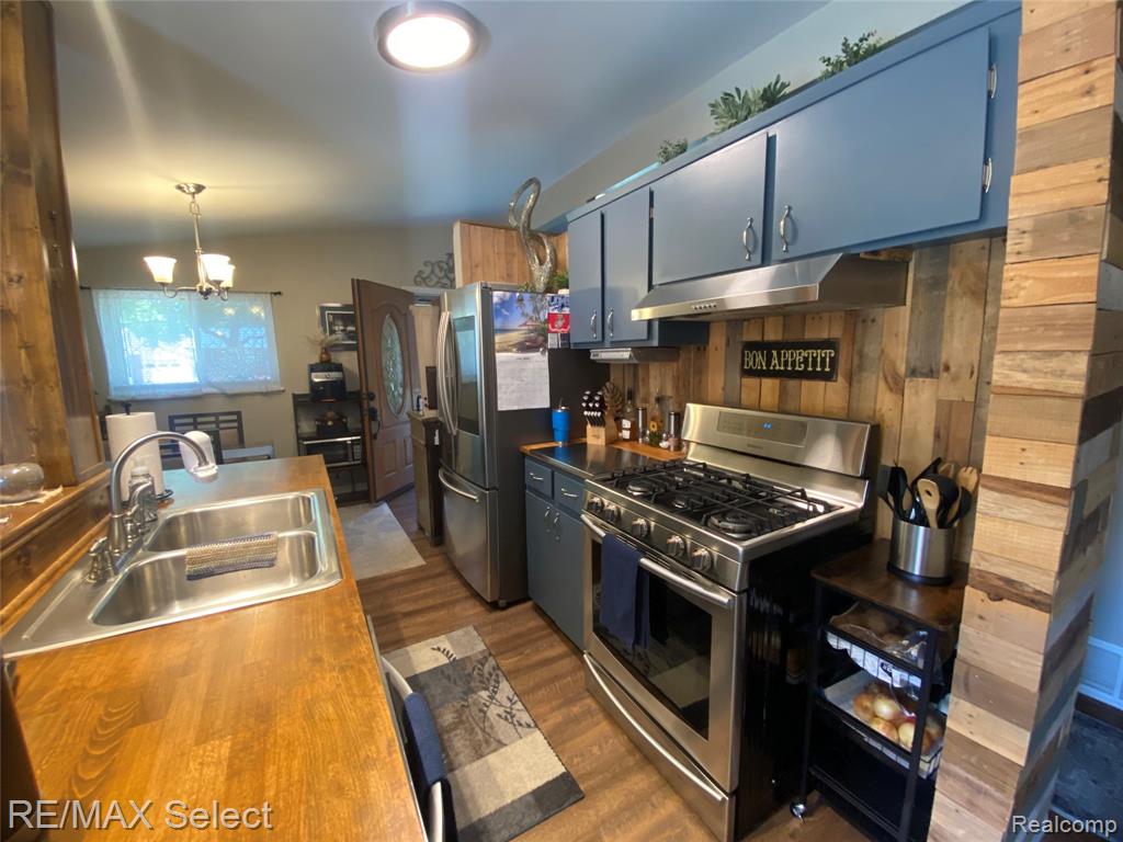 818 McKeighan Avenue, Flint, MI 48507 — Photo 7