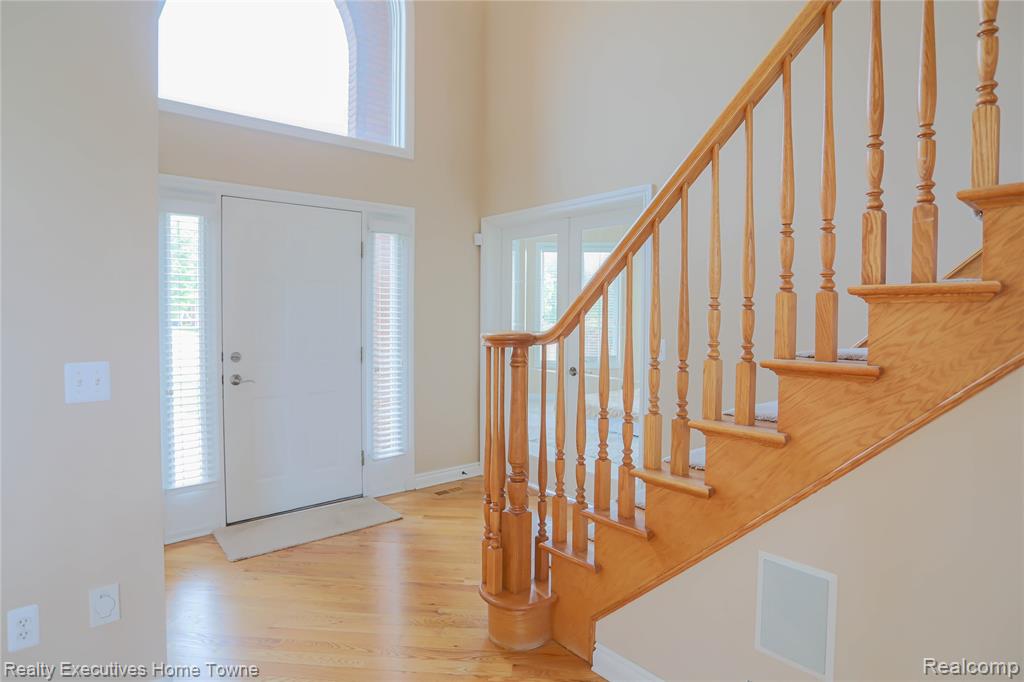 47909 Milonas Drive, Utica, MI 48315 — Photo 14