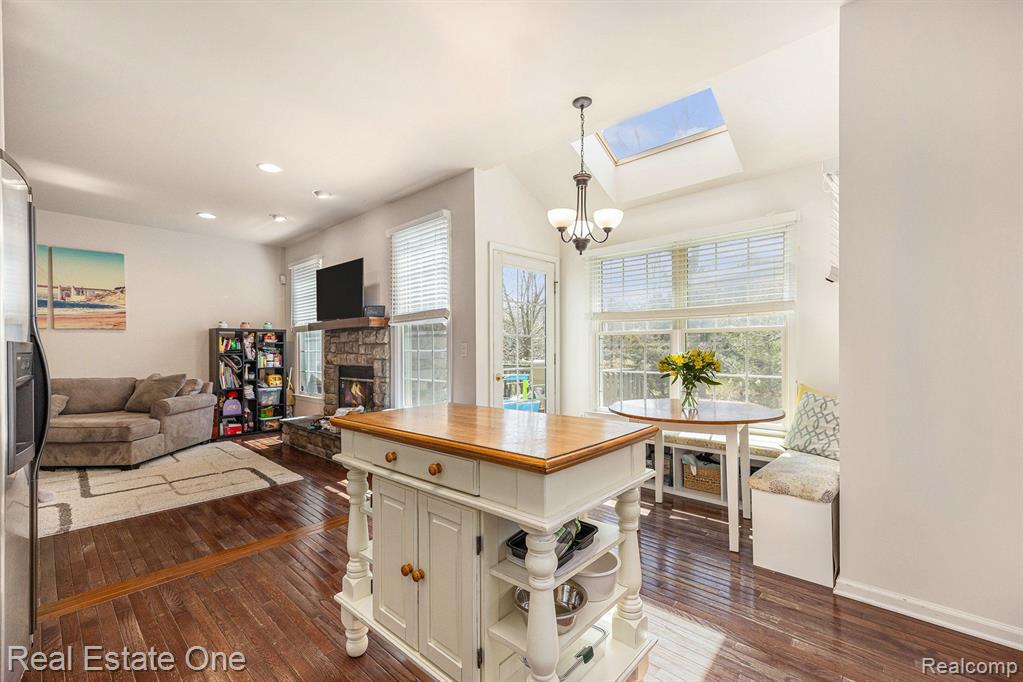 49991 BLACKBERRY Trail, Novi, MI — Photo 9