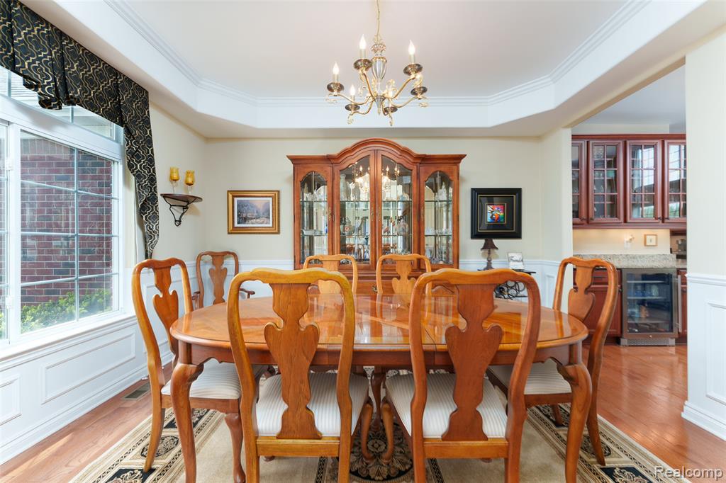 24455 Glenwood Drive, South Lyon, MI 48178 — Photo 7